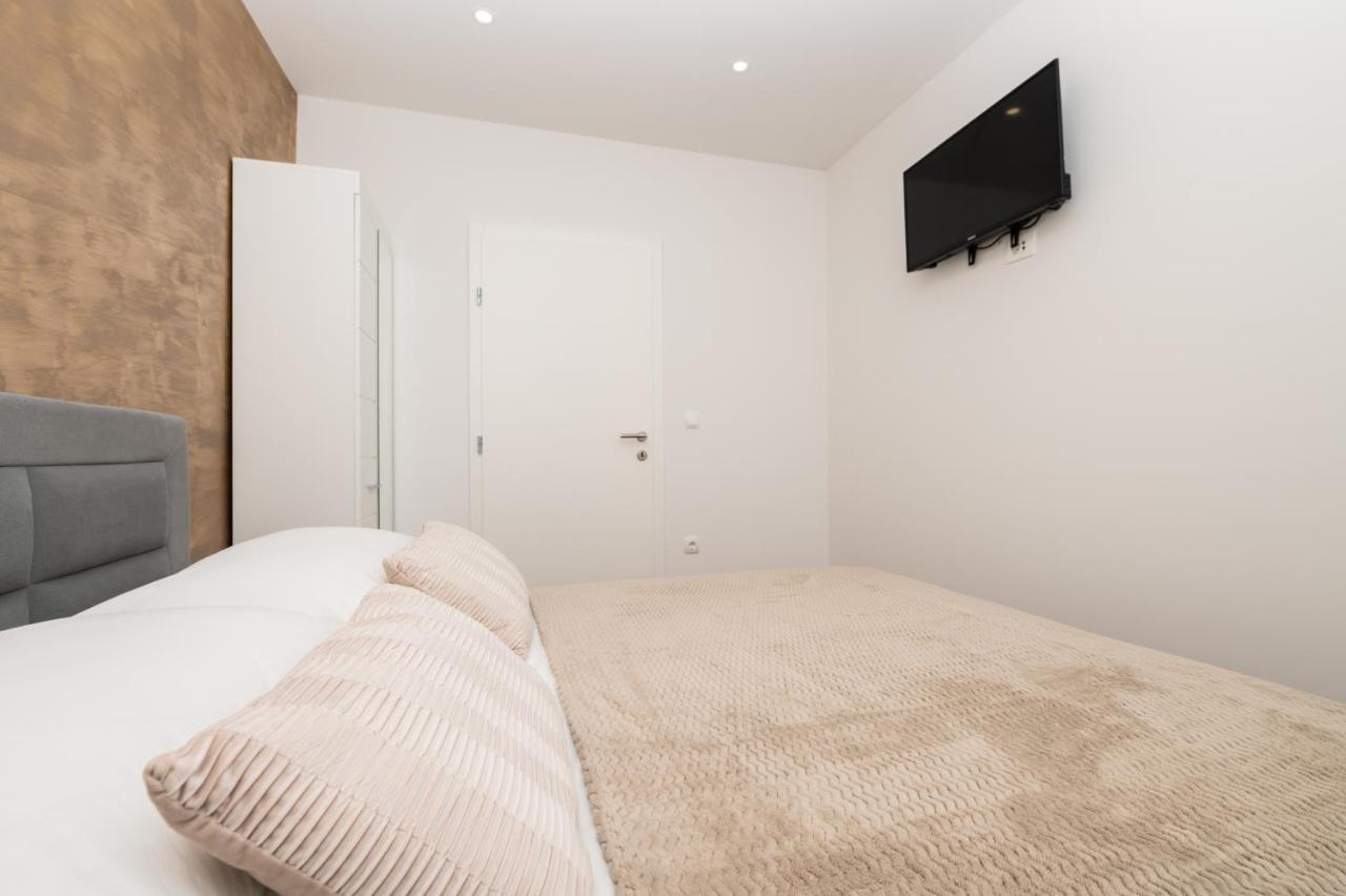 Apartment Pepe Makarska Extérieur photo